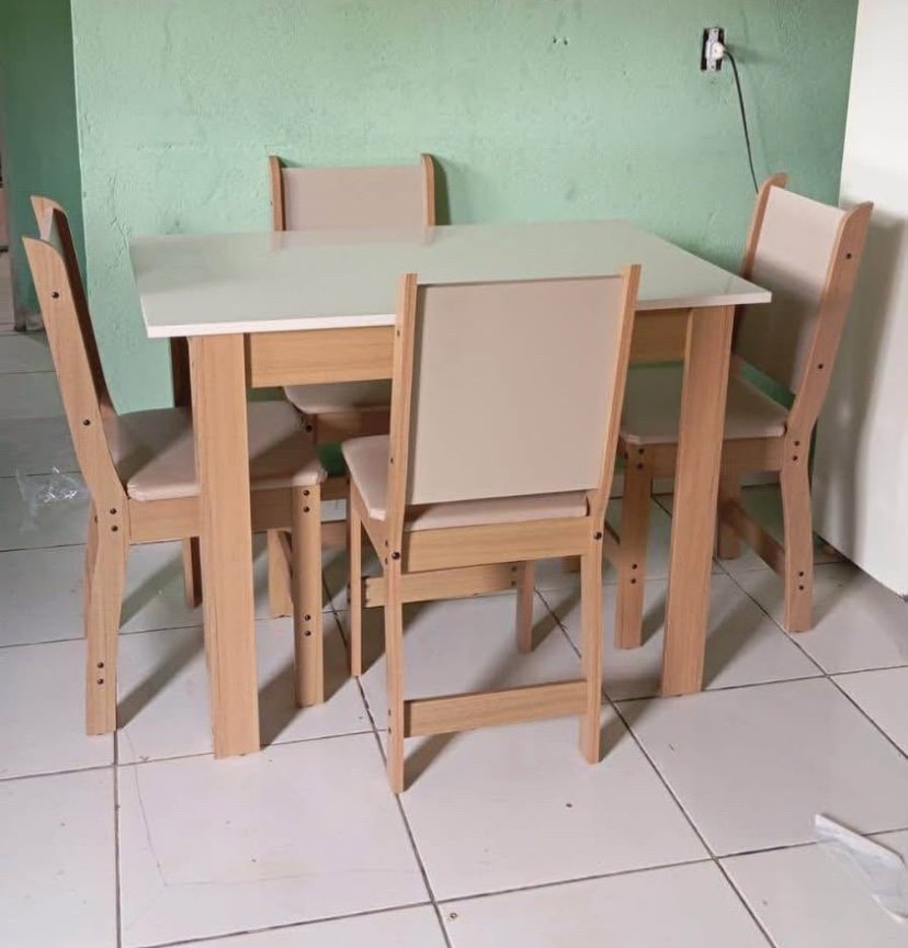 Mesa de Jantar Bellagio Retangular 108cm com 4 Cadeiras - tampo off white - Imagem 2